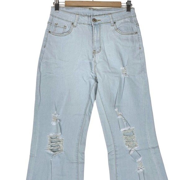 New Women’s Light Wash Distressed Flare Jeans Sz M Fits L XL Stretch High Rise - Picture 2 of 16